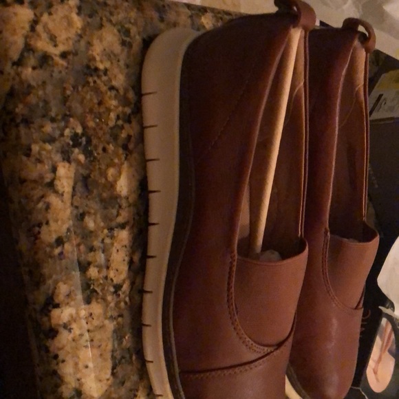 Vionic 7.5 Fresh Linden Mocha Slip On - Picture 11 of 11